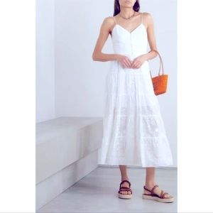 Alice + Olivia Shanti White Lace
Eyelet Tiered Midi Dress - Size 2